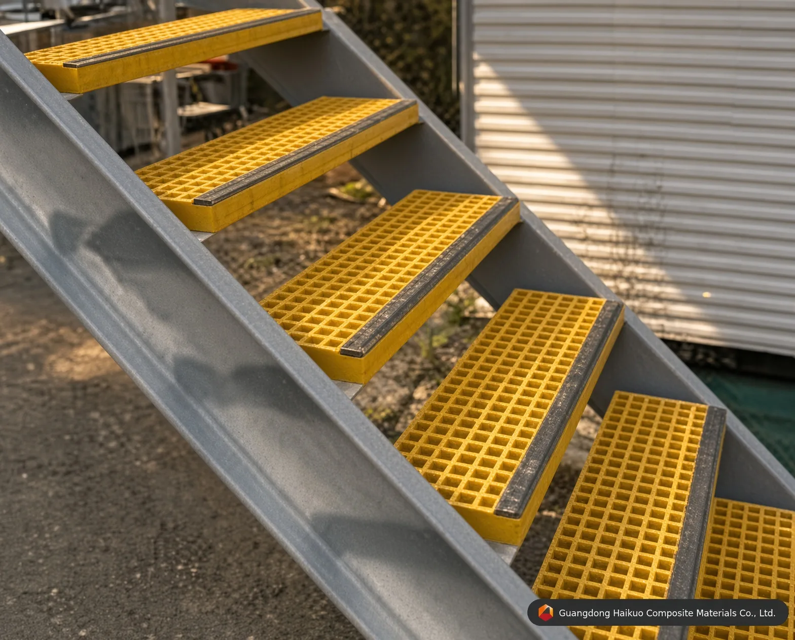 Rejilla de PRFV para escaleras