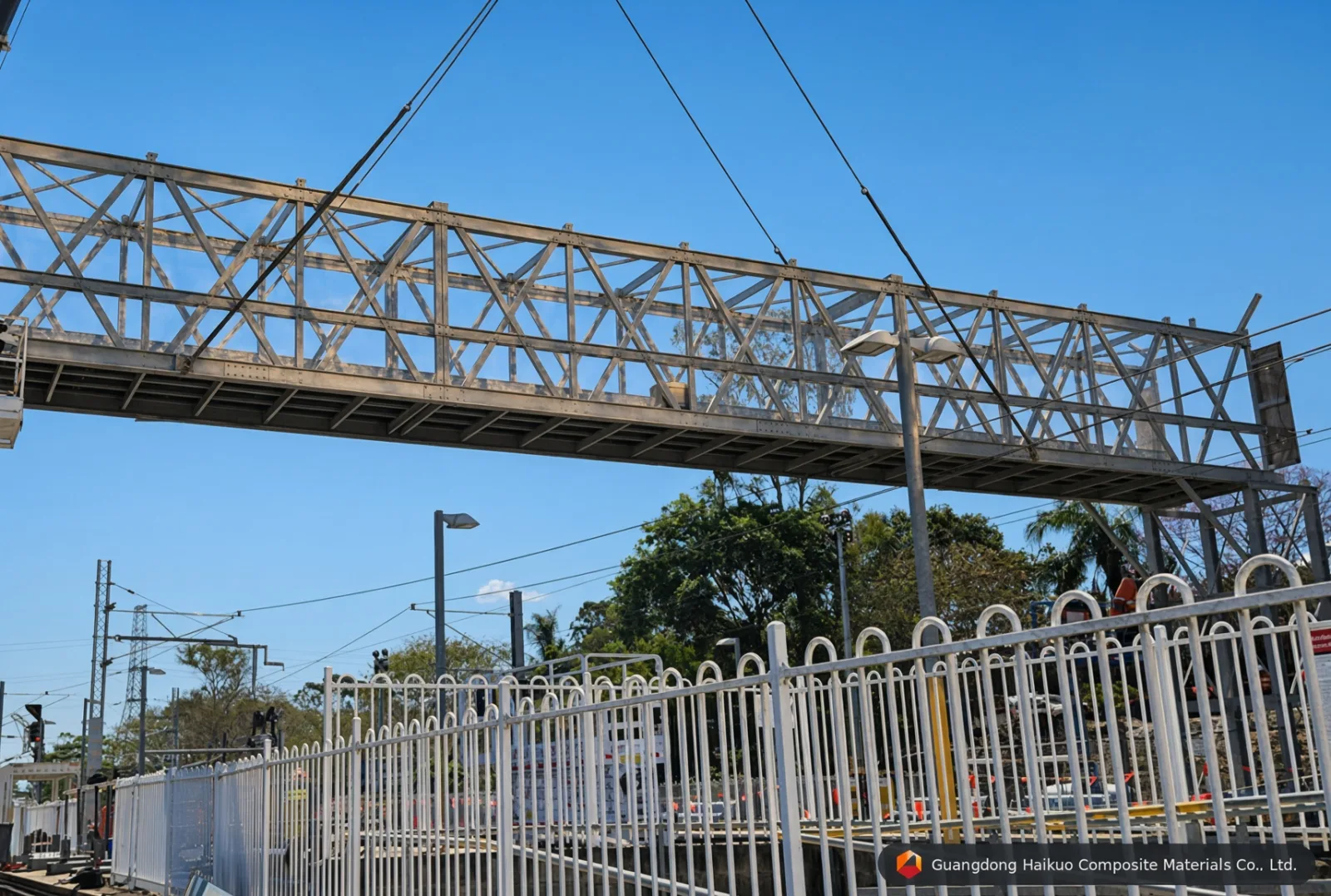Construcción de un puente de plástico de PRFV
